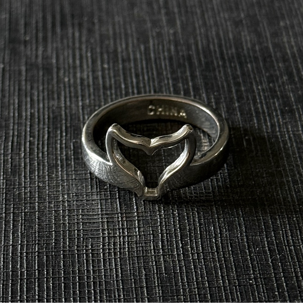 Silver Whale Tail Ring